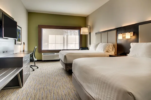 غرفة قياسية بسريرين كوين، Holiday Inn Express & Suites - Summerville 7/10