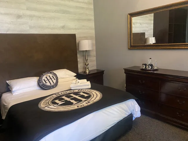 غرفة قياسية بسرير مزدوج، Halfway House Hotel 1/7