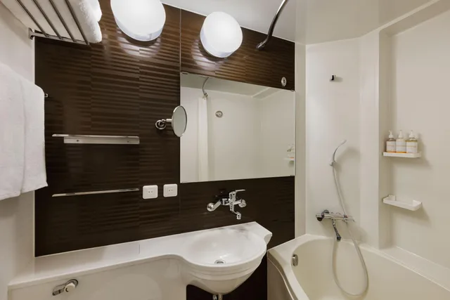 Room, Single Bed, Small, Four Points Flex by Sheraton Kobe Sannomiya 2/2
