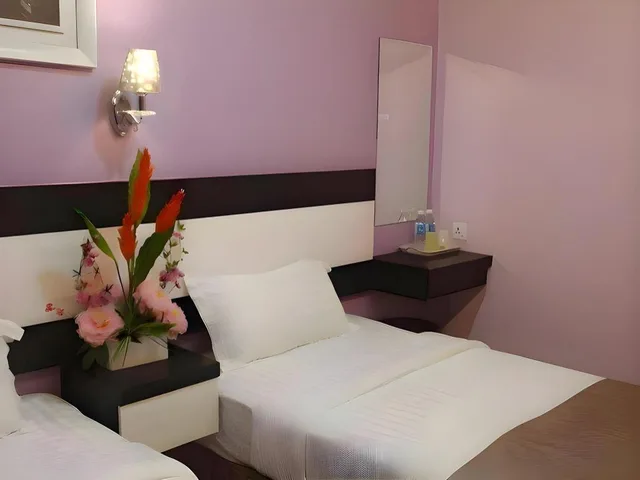 غرفة ثلاثية بسرير كوين وسرير فردي، Hotel Star Moon 1/2