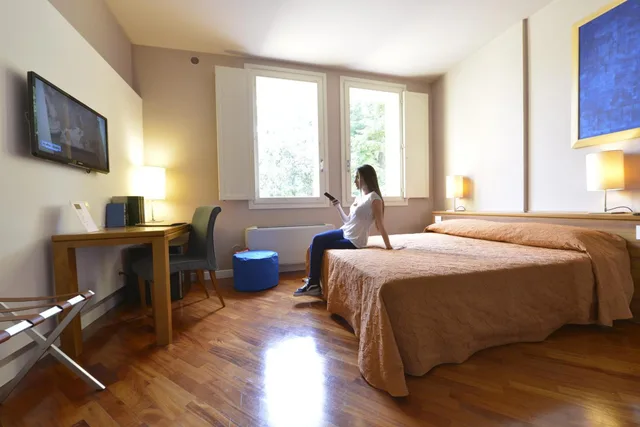 غرفة بريميوم بسرير مزدوج أو سريرين منفصلين، Ferrara Hotel 8/10