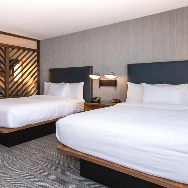 جناح بسرير كوين مع أريكة، Courtyard by Marriott Rapid City 1/4