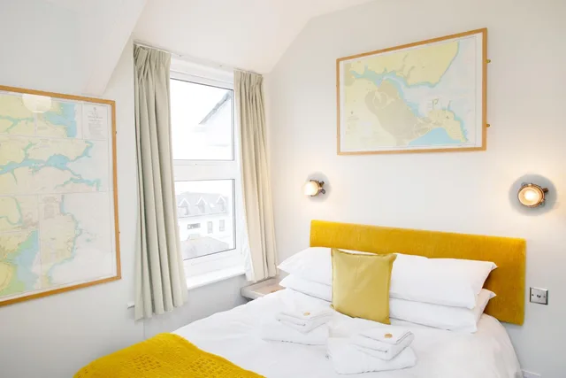 Standard, Double Bed, Sea View, The Lerryn Hotel 1/2