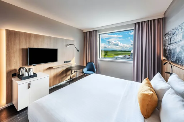 غرفة بإطلالة، Courtyard By Marriott Prague Airport 1/4