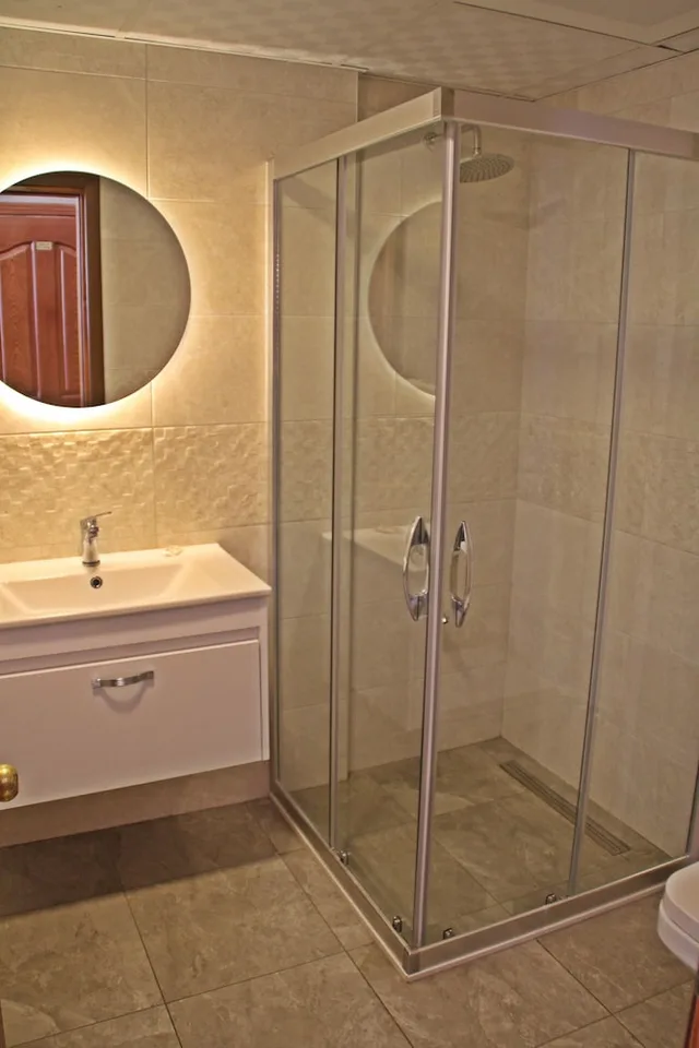 Basic, Twin Beds, No Balcony, Ground Floor, Rosy Suites Hotel 3/3