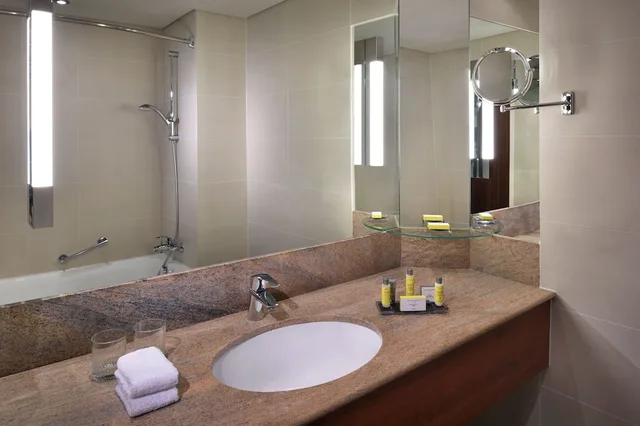 جناح بسرير كينج بغرفة نوم واحدة، Prague Marriott Hotel 1/2