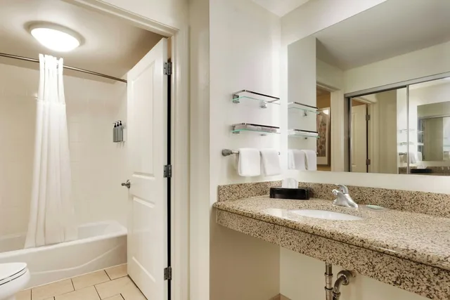جناح بغرفتي نوم، Residence Inn Jackson 5/6