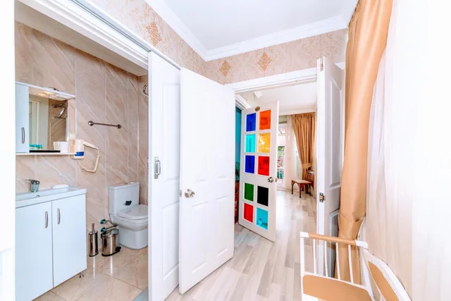 جناح بإطلالة على البحر بشرفة، Walnut Shell Hotel 5/7