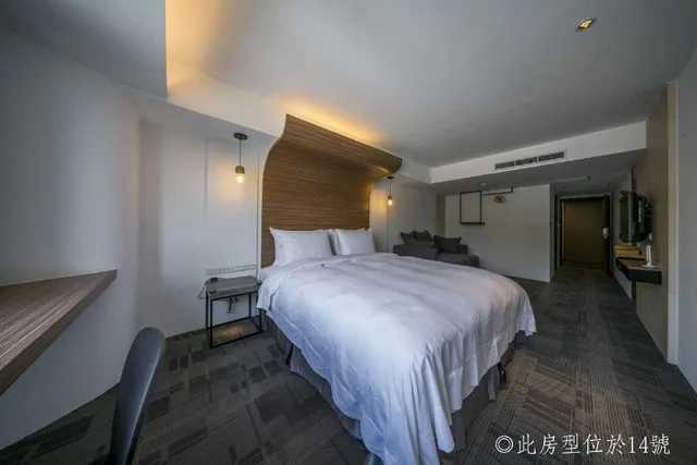 غرفة بريميير ثلاثية بسرير كينج مع أريكة، Watermark Hotel-The Harbour 2/5