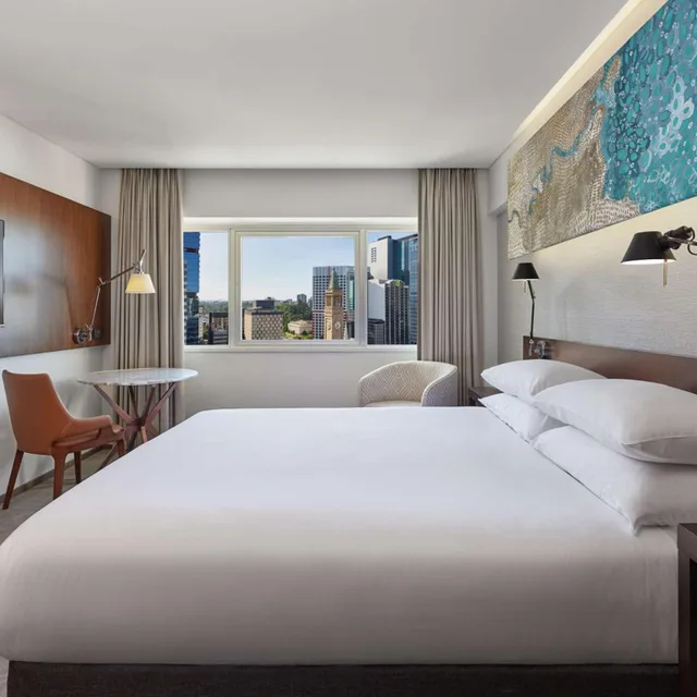 غرفة بسرير كينج وسرير كوين بإطلالة على المدينة، Hyatt Regency Brisbane 2/6