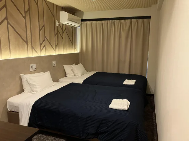 Semi Room, 2 Semi Double Beds, Hotel Livemax Budget Namba 2/3