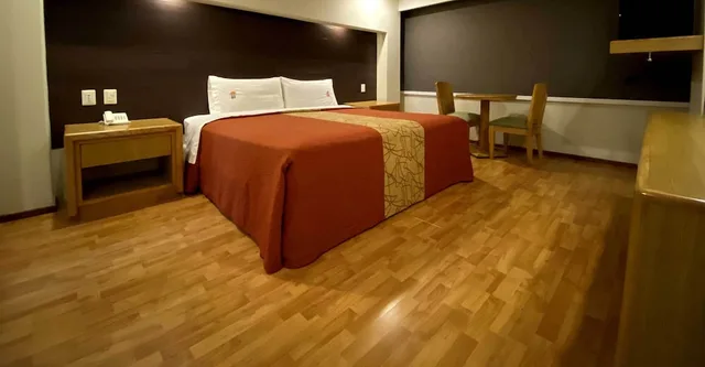 غرفة قياسية بسرير كينج، Hotel Lord 7/10
