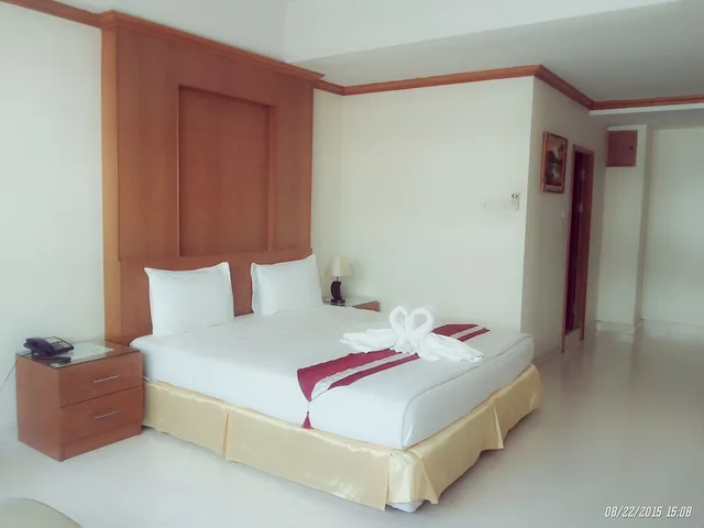 غرفة سوبيريور ديلوكس بإطلالة على البحر بشرفة، Seaview Hotel Sriracha 3/5
