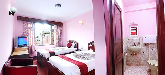 غرفة كومفورت بسريرين منفصلين بإطلالة على المدينة بحمام خاص، Hotel Lily Kathmandu 8/9