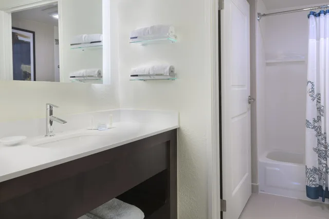 جناح بغرفتي نوم، Residence Inn By Marriott Tallahassee North Capital Circle 3/3