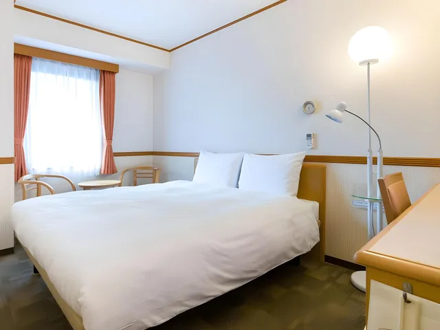 غرفة قياسية بسرير مزدوج للمدخنين، Toyoko Inn Tsushima Izuhara 3/4