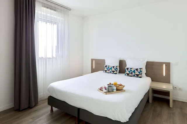 غرفة قياسية بسرير مزدوج، Comfort Aparthotel Versailles St Cyr l Ecole 5/10