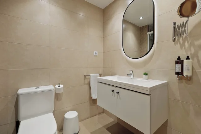 3 Bedrooms, 3 Beds, Sea View, Sofa, Sitges Group San Sebastian Beach 8/10