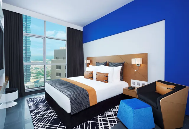 جناح بريميوم بسرير كينج، Tryp By Wyndham Dubai 1/4