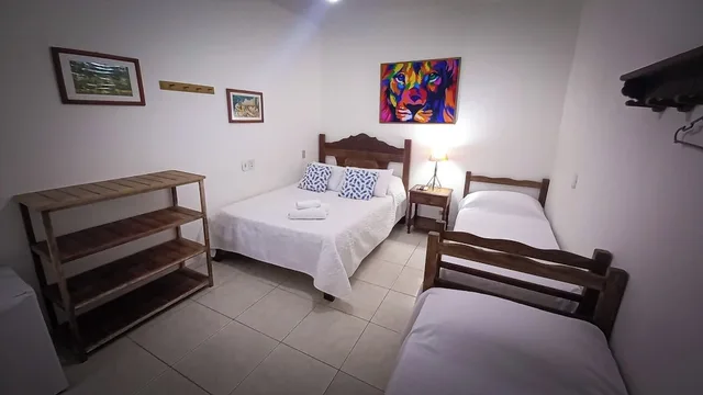 غرفة رباعية بسرير مزدوج وسريرين منفصلين، Magnu s Pousada 4/9