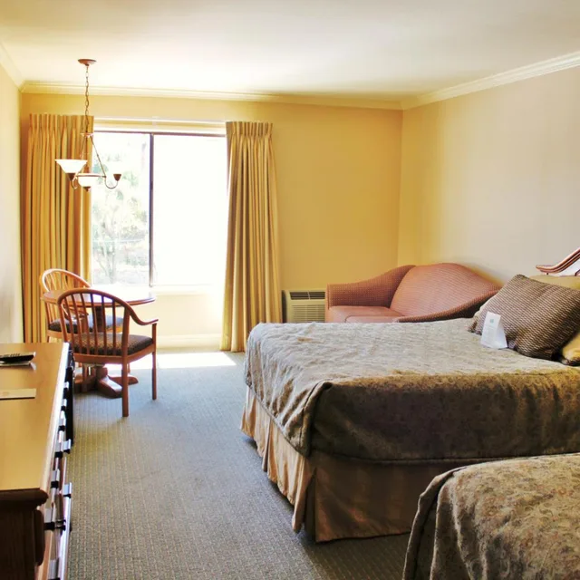 غرفة بسرير مزدوج، Columbus Motor Inn 3/5