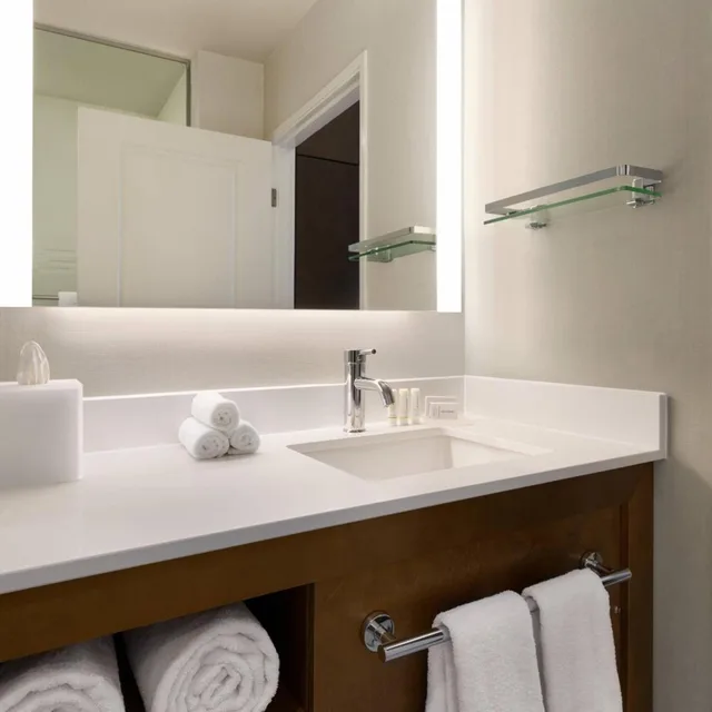 جناح كبير بسريرين كوين بإطلالة على المدينة، Residence Inn By Marriott Missoula Downtown 2/2