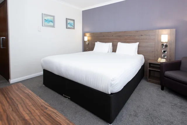 غرفة بسرير كينج لذوي الإعاقة، HOLIDAY INN LIVERPOOL 2/5