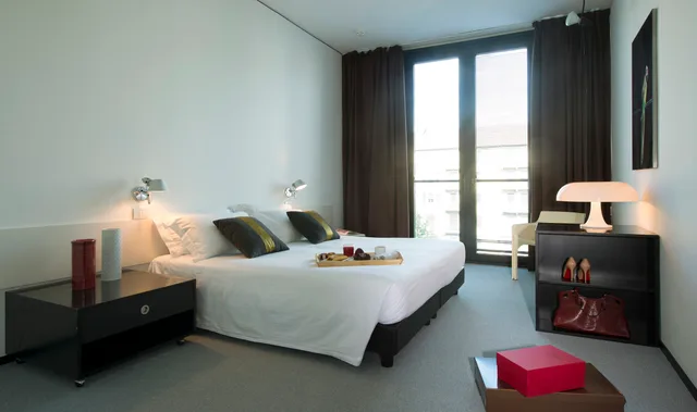 جناح كلاسيكي بغرفتي نوم، Duparc Contemporary Suites 2/5