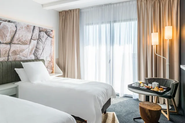 غرفة كومفورت بسريرين منفصلين، Hotel Mercure Bastia Biguglia 4/10