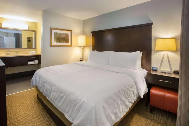 جناح بسريرين مزدوجين بغرفتي نوم لذوي الإعاقة، Sonesta ES Suites Orlando Lake Buena Vista 6/10