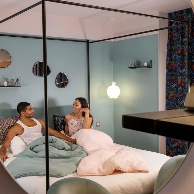 Homee, King Bed، HOTEL MARAIS HOME(Formerly Ho Marais) 1/2