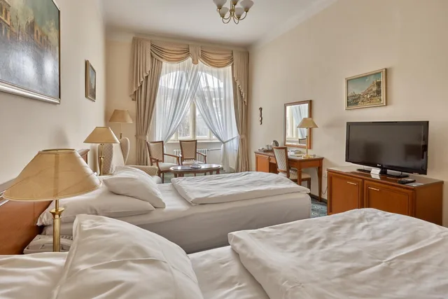 غرفة حصرية بسرير مزدوج بإطلالة على المدينة، Hotel Romance Puskin 9/10