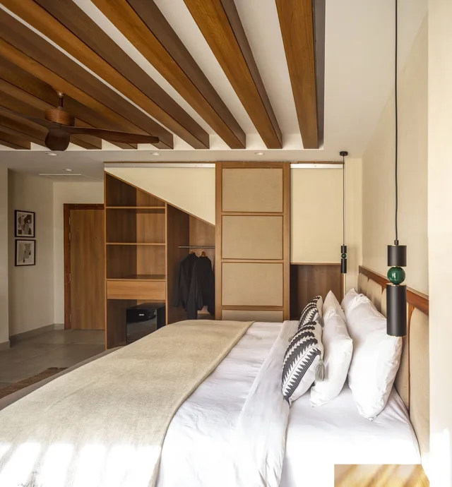 غرفة فاخرة بسرير كينج، GREEN WOOD RESORT 2/5