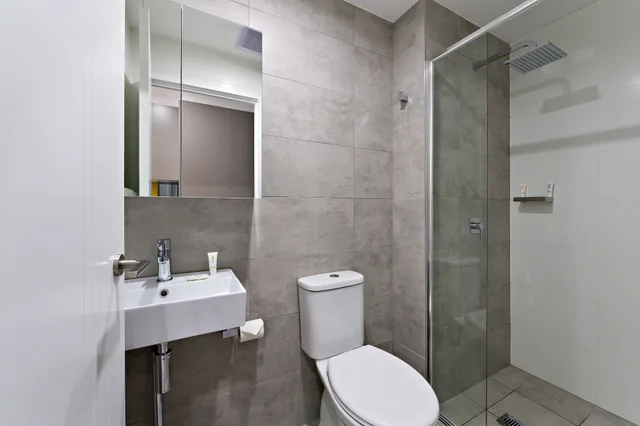 Studio, Suite, Queen Bed, Valuesuites Green Square 3/3