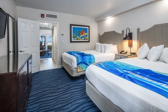 Lanai, Villa, 2 Double Beds, Gulf Front, Sofa، RumFish Beach Resort by TradeWinds 1/2
