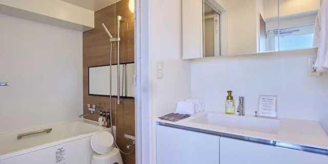 غرفة عائلية بأربعة أسرّة مع أريكة، Seaside Condominium Rana Chatan 2/4