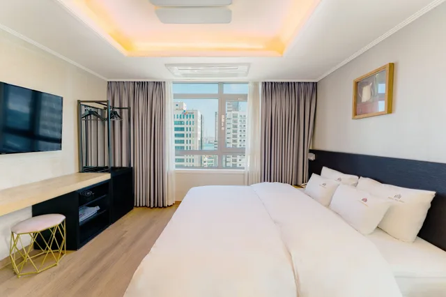 غرفة قياسية بسرير مزدوج، Central Park Hotel Busan 4/8