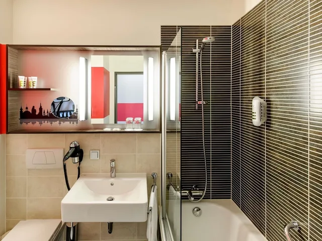 غرفة قياسية بسريرين منفصلين، Mercure Hotel Wuerzburg Am Mainufer 4/7