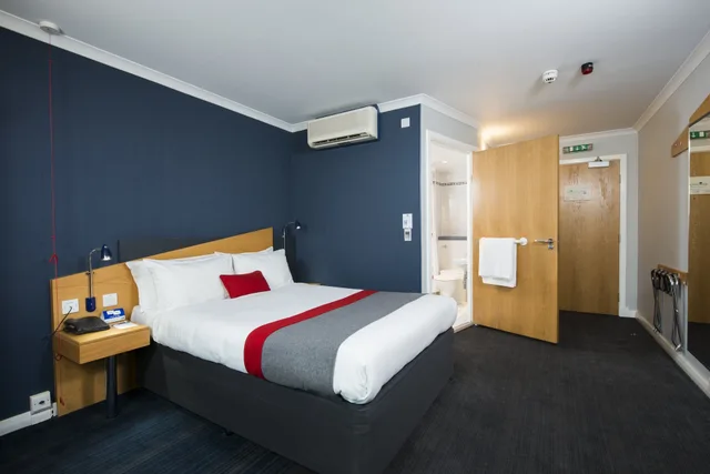 غرفة قياسية بسرير مزدوج لذوي الإعاقة، Holiday Inn Express Manchester - Salford Quays 3/4