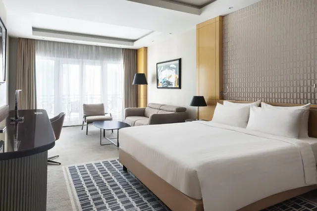 جناح جونيور بسرير كينج، Skopje Marriott Hotel 1/2
