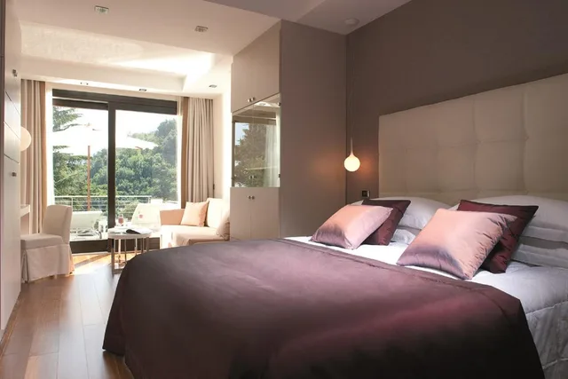Deluxe, Double Bed, Lateral Side Sea View، Paradiso Relais Hotel 1/3
