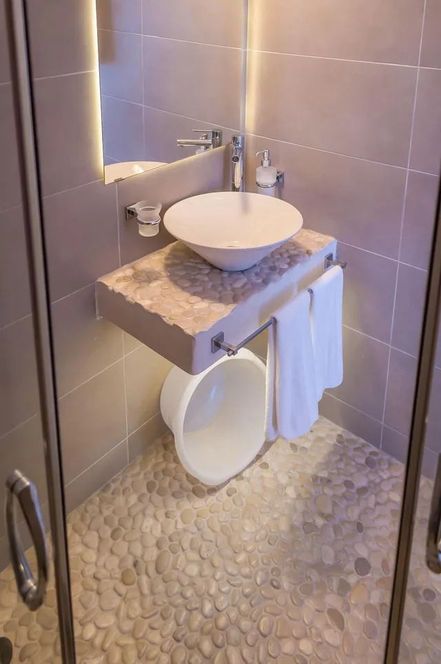 جناح شهر العسل، Milos Bay Suites 3/5