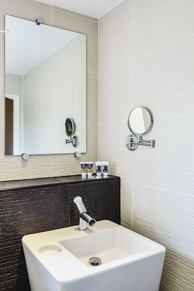 غرفة سوبيريور بسرير مزدوج، Mercure Newbury West Grange Hotel 4/7