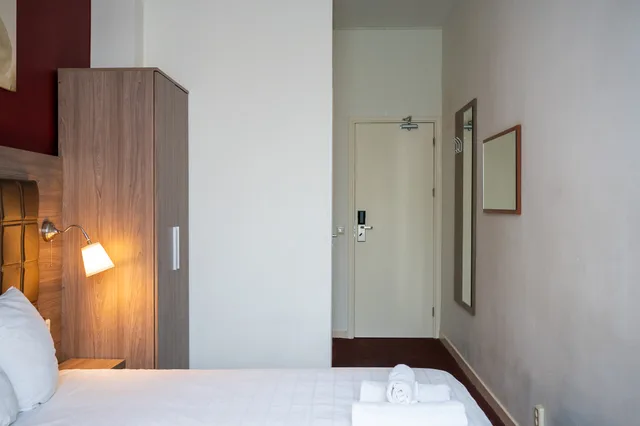 Standard, Double Bed, Aadam Wilhelmina 4/10