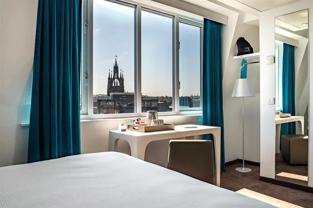 غرفة قياسية بسرير مزدوج بإطلالة على المدينة، Motel One 2/10