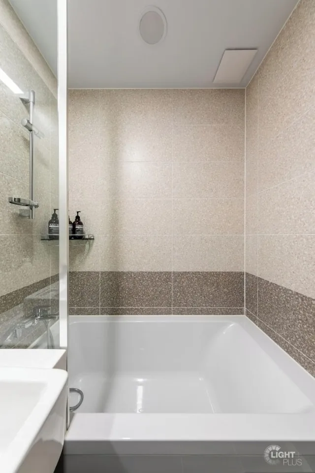 شقة سكنية بريميوم بسرير كوين وسرير مزدوج، The Bayment Residence 2/5