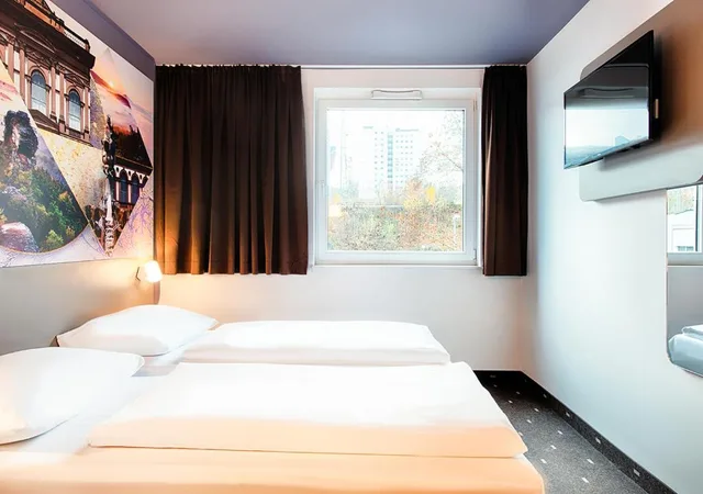 غرفة مفردة بسرير مزدوج، B&B Hotel Kaiserslautern 1/1