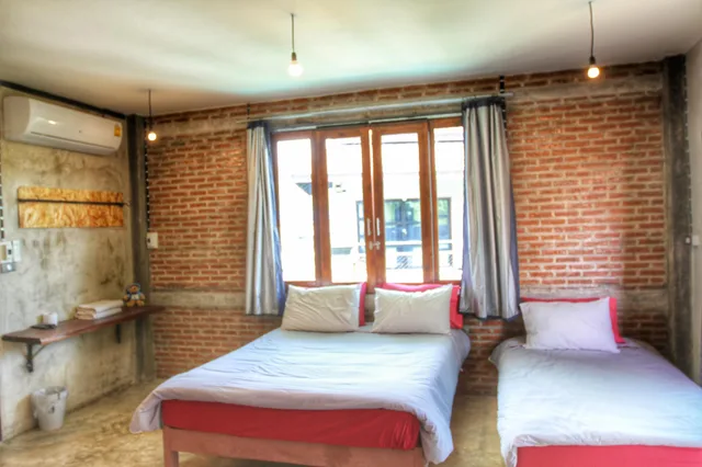 غرفة عائلية بسرير كينج وسرير فردي، Above The Sea Guesthouse 1/2