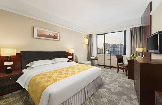 غرفة قياسية بسرير كوين، Golden Gulf Hotel Shantou 3/3
