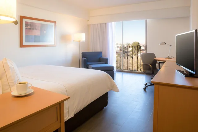 غرفة سوبيريور، Fiesta Inn Express Chihuahua 1/2